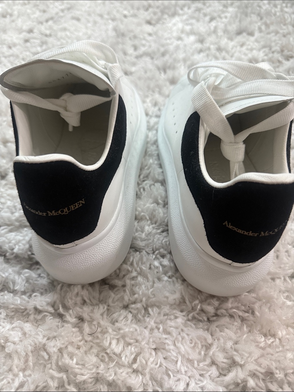 Alexander McQueen WOMEN White Sneakers with Black Heel Tab and Gold Logo SIZE 38